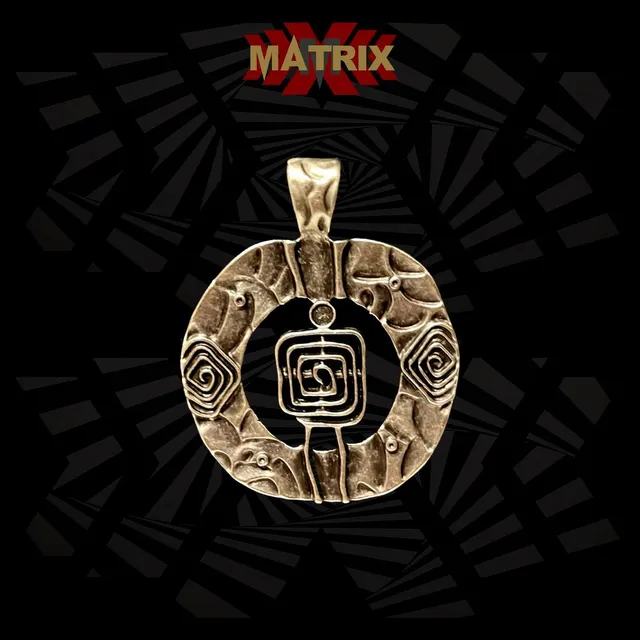 Matrix Labirynth Tribal Art ciondolo zamac con cordino