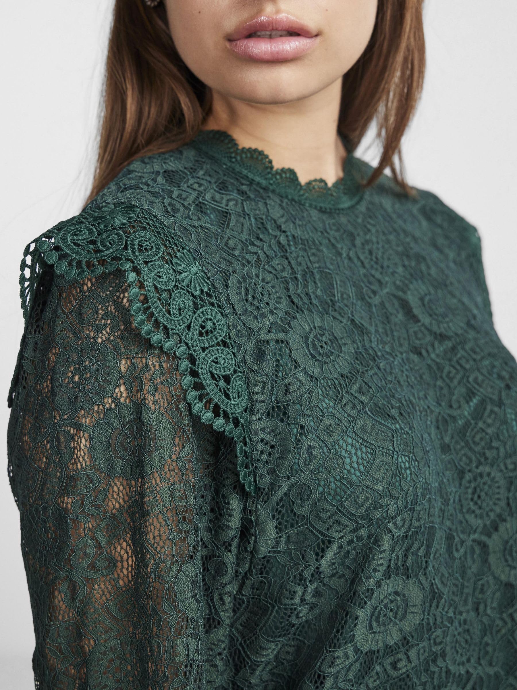 Pieces Pcolline LS Lace Top Noos BC camicia verde