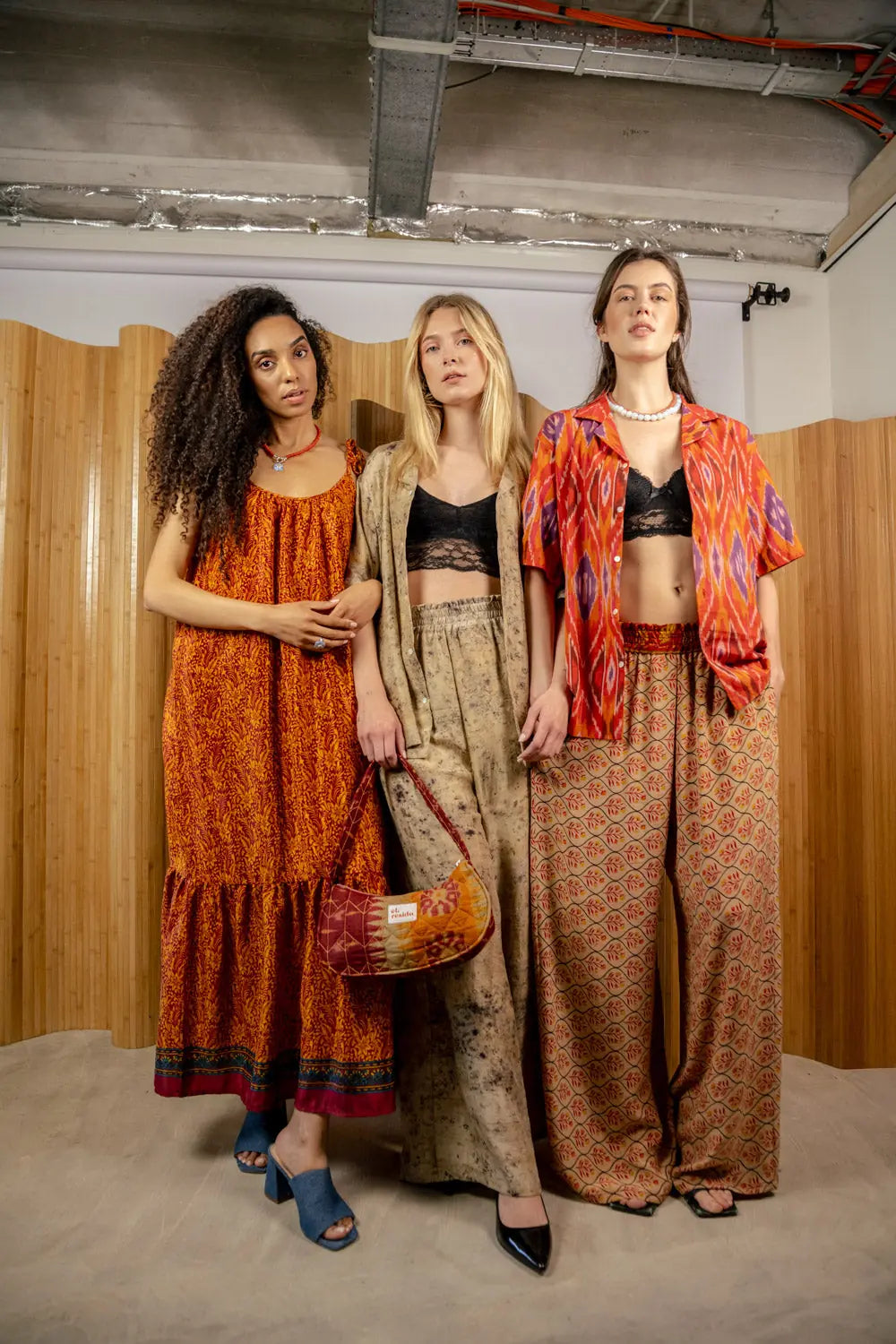 el.residu Madhu Sari 1 pantaloni S/M misto seta