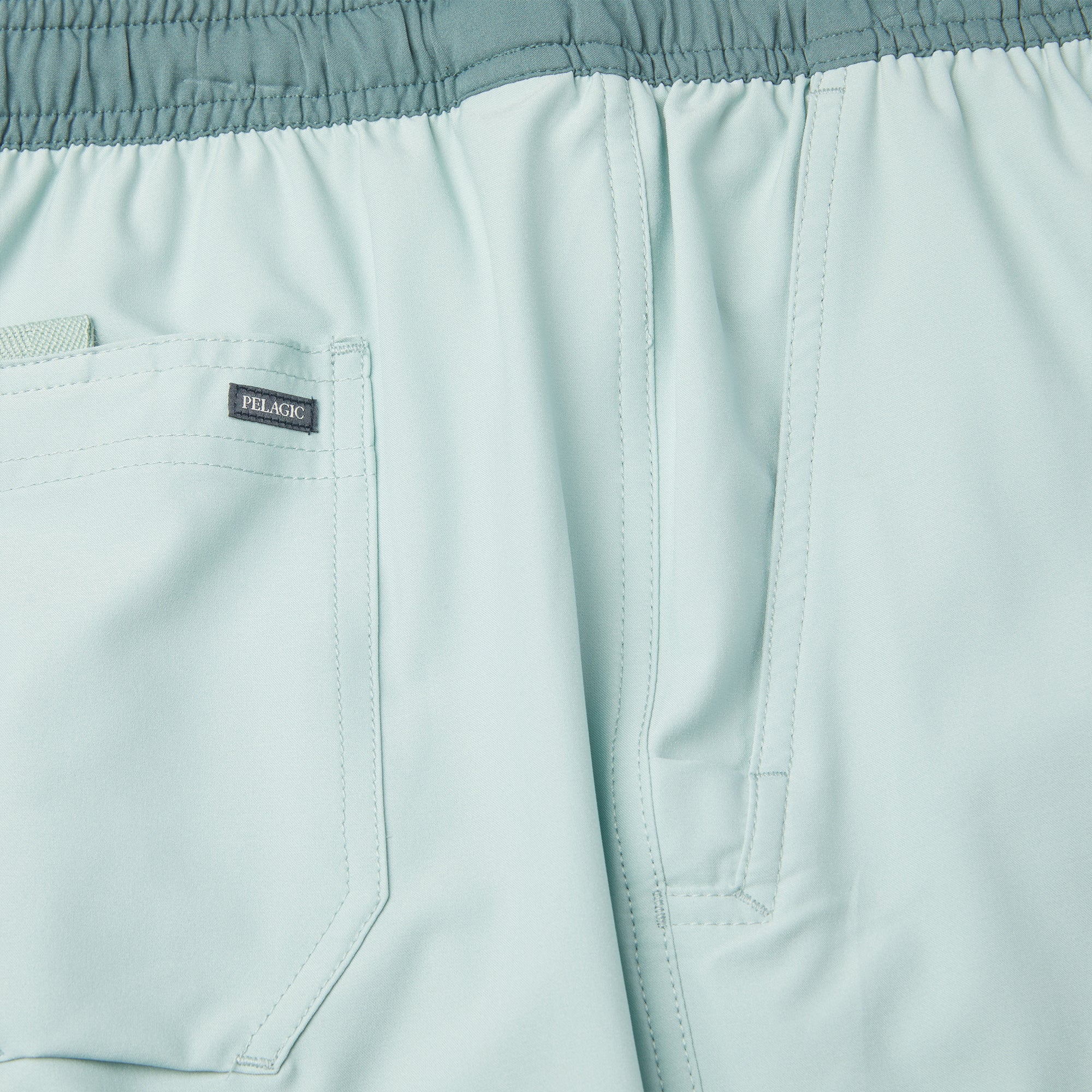Pelagic Leiday shorts salvia elasticizzati