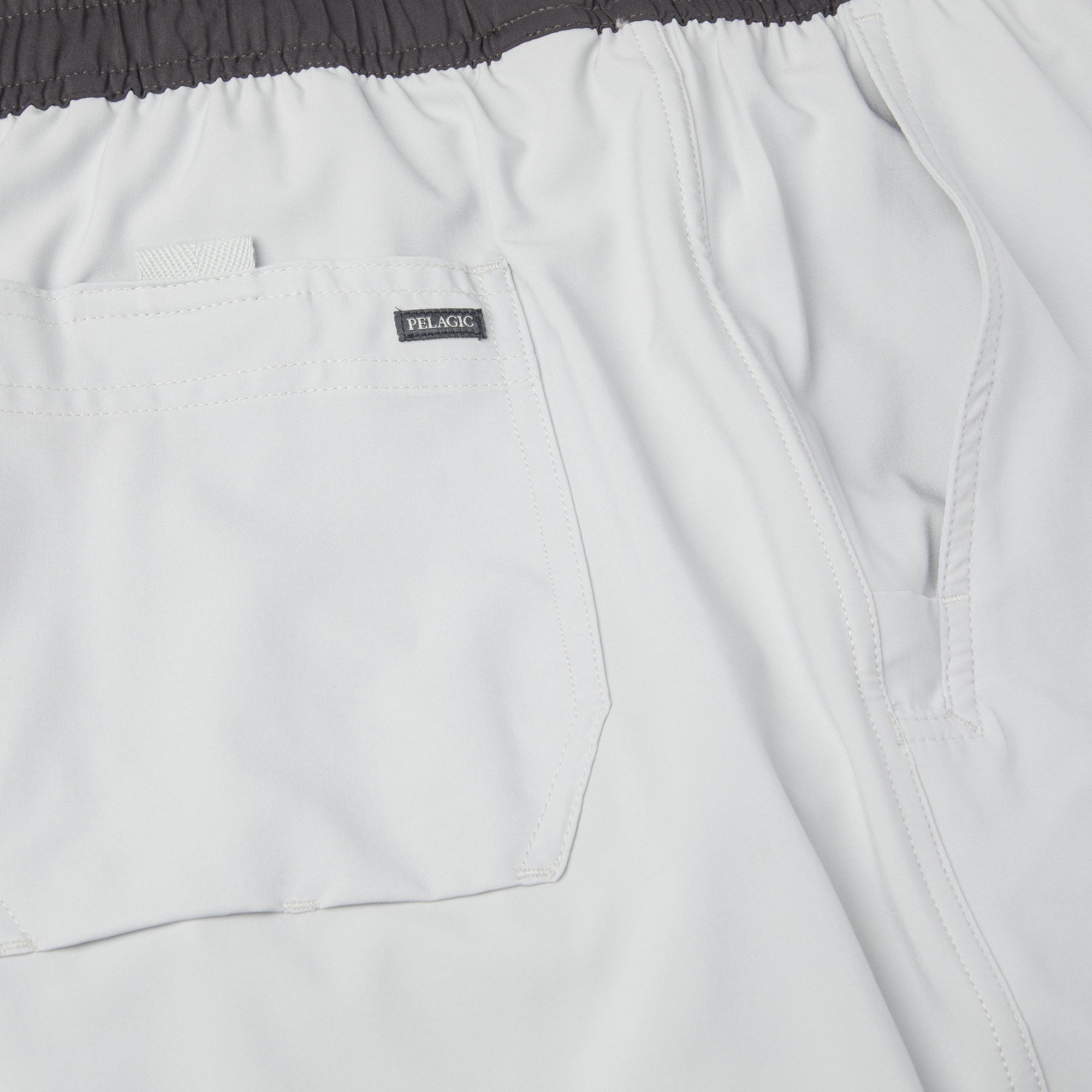 Pelagic Leiday pantaloncini grigio chiaro elasticizzati