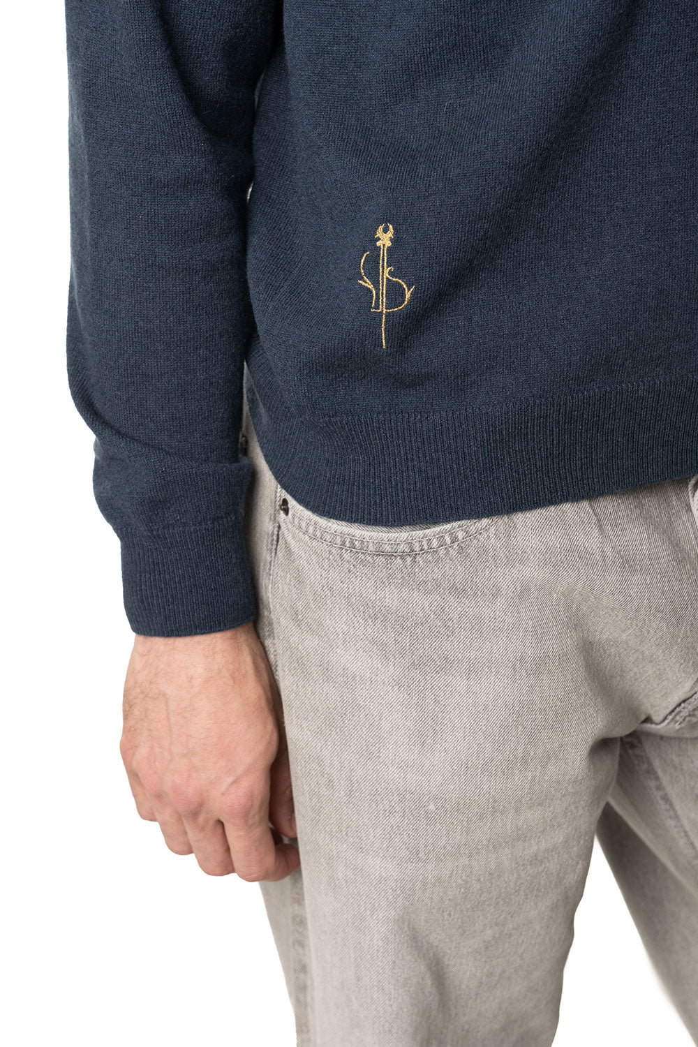Vittoria Paci scollo a V blu uomo in cashmere geometrico