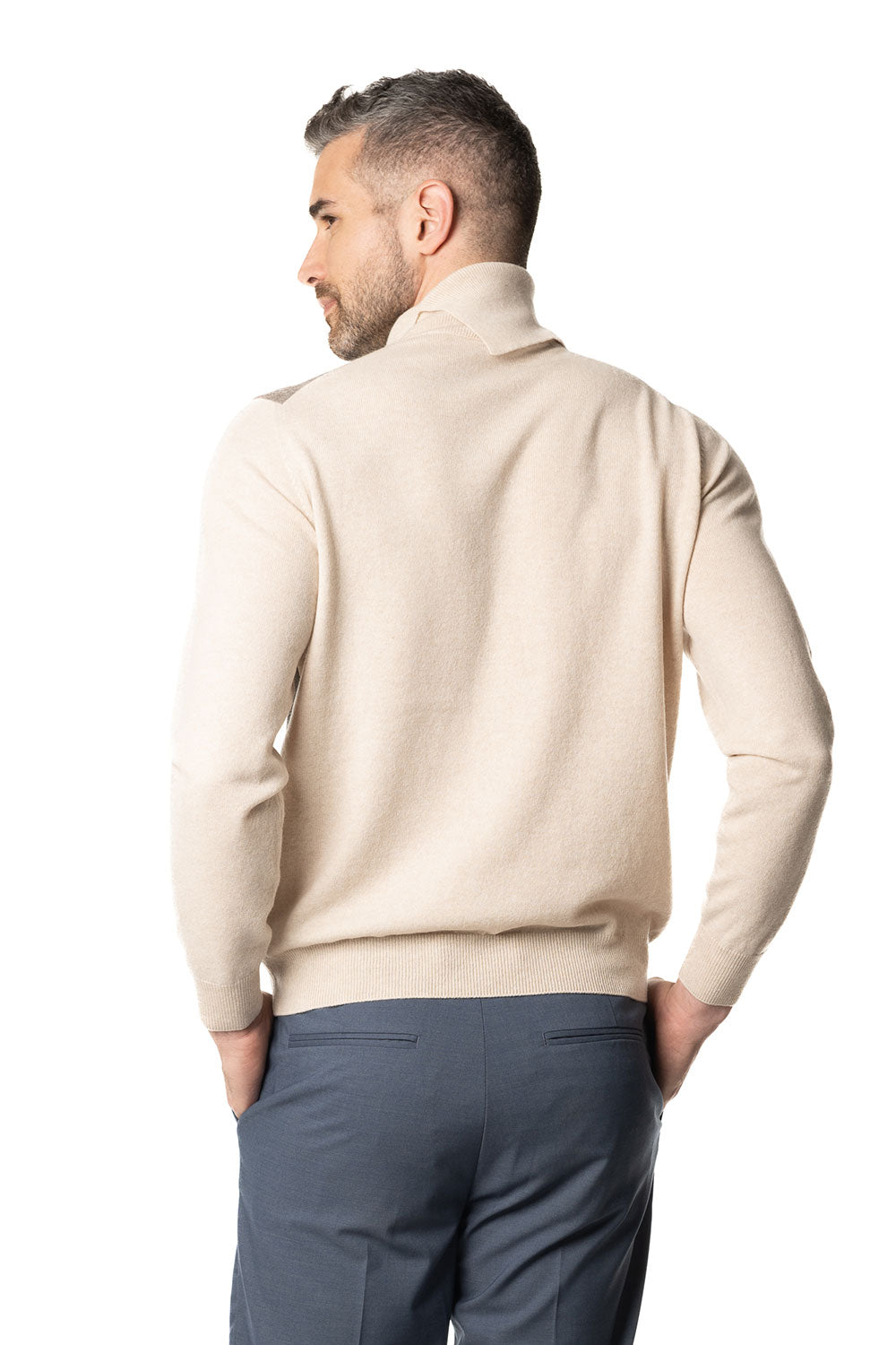 Vittoria Paci dolcevita beige uomo in cashmere geometrico